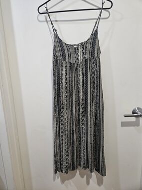 Ecote Black & White Striped Spaghetti Strap Midi/Maxi Dress